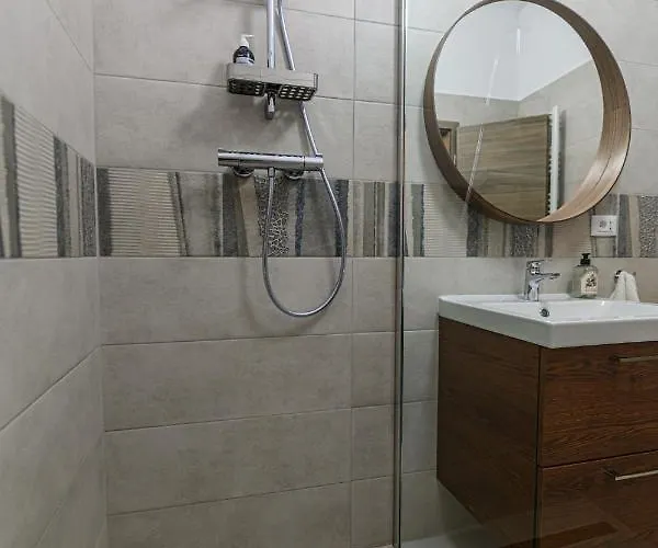 Uptown Deluxe Braşov